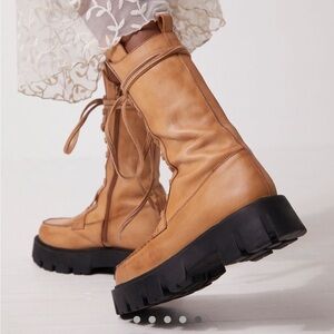 Free People Jones Lug Sole Lace Up Boots size 7